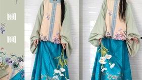 吃瓜兔兔汉服开箱,吃瓜兔兔汉服开箱大揭秘