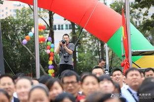 集体奔赴吃瓜现场,揭秘吃瓜现场的火热瞬间