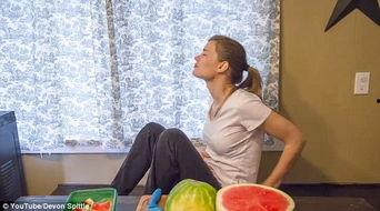 吃瓜广东夫妇视频,揭秘夫妻间的甜蜜“瓜”事